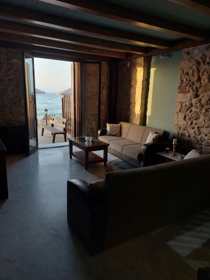 Volakas Beachfront Suites Rethymno  Ngoại thất bức ảnh