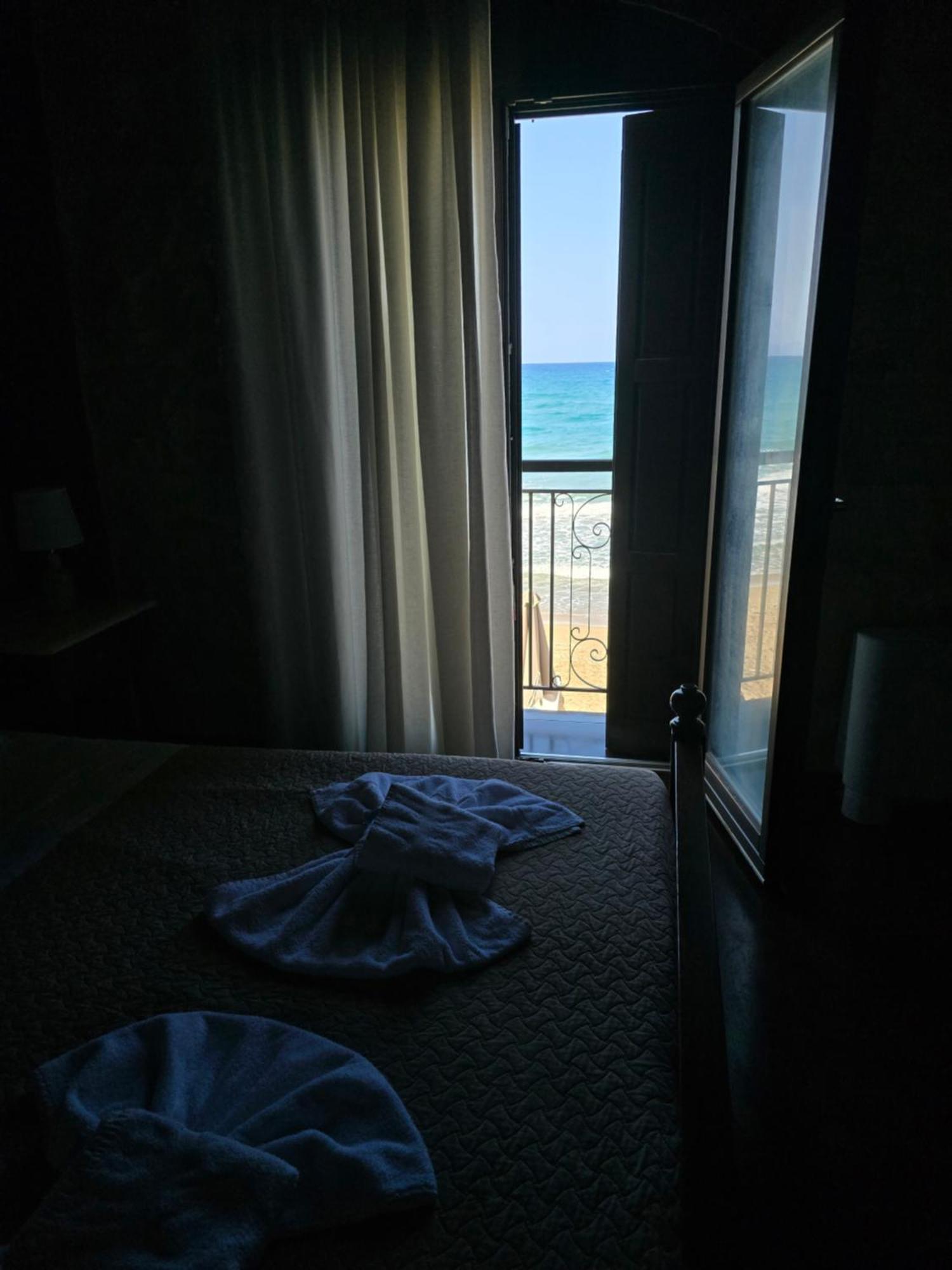 Volakas Beachfront Suites Rethymno  Ngoại thất bức ảnh